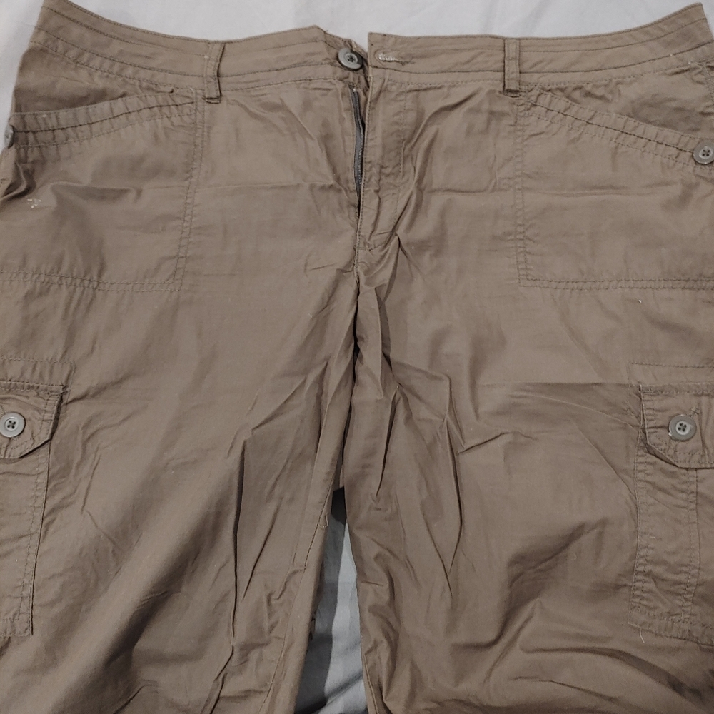 Cargo Capri pants size 22W